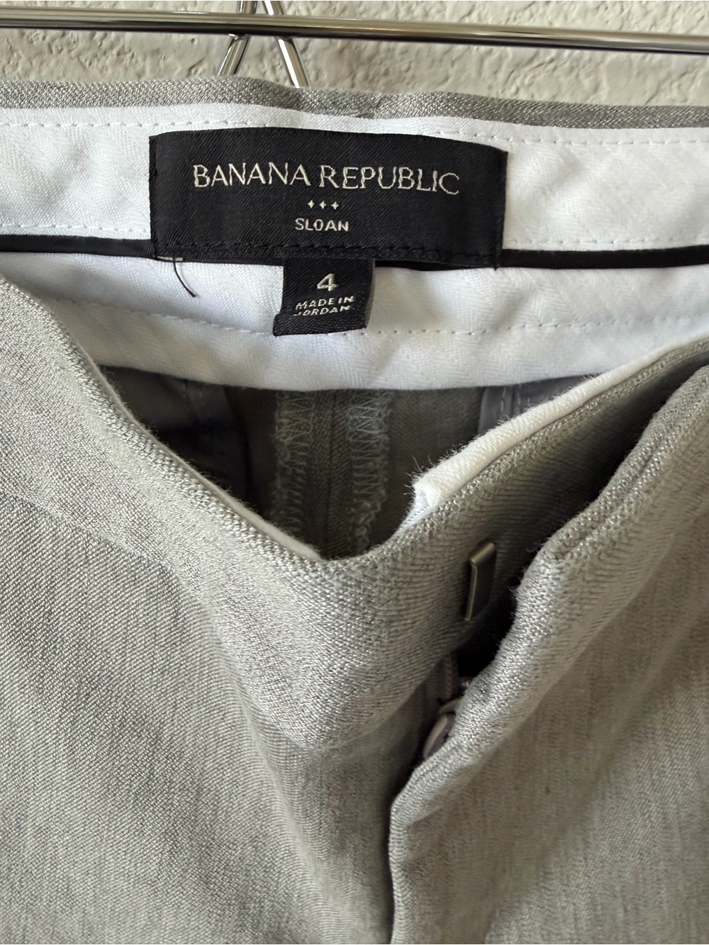 Banana Republic Sloan Women's Chinos in Light Gray